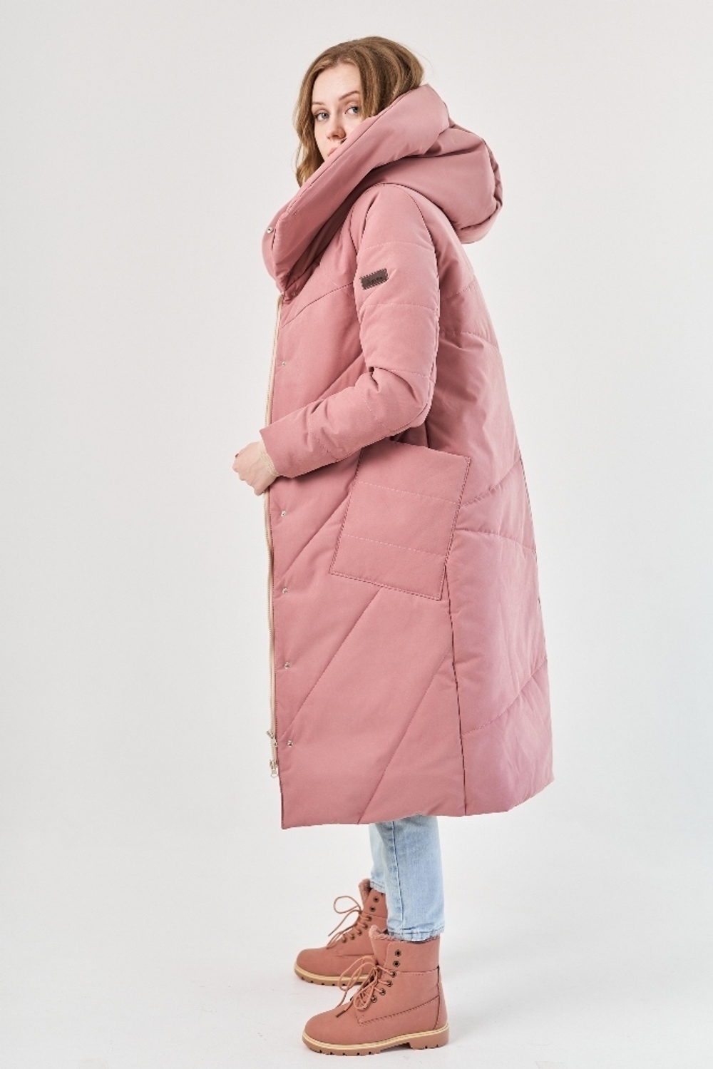 Пальто женское зимнее серо-розовый