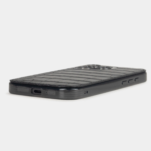 Чехол-накладка кожаная для iPhone 16 Pro Max, аллигатор черного цвета