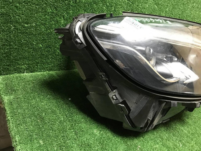 Фара правая Mercedes GLC X253 (2015-2019) LED