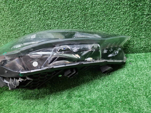 Фара правая Hyundai Solaris 2 (2020-2022) галоген
