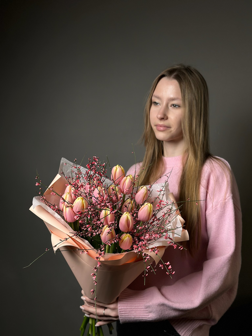 Сборный букет «Весенний комплимент»