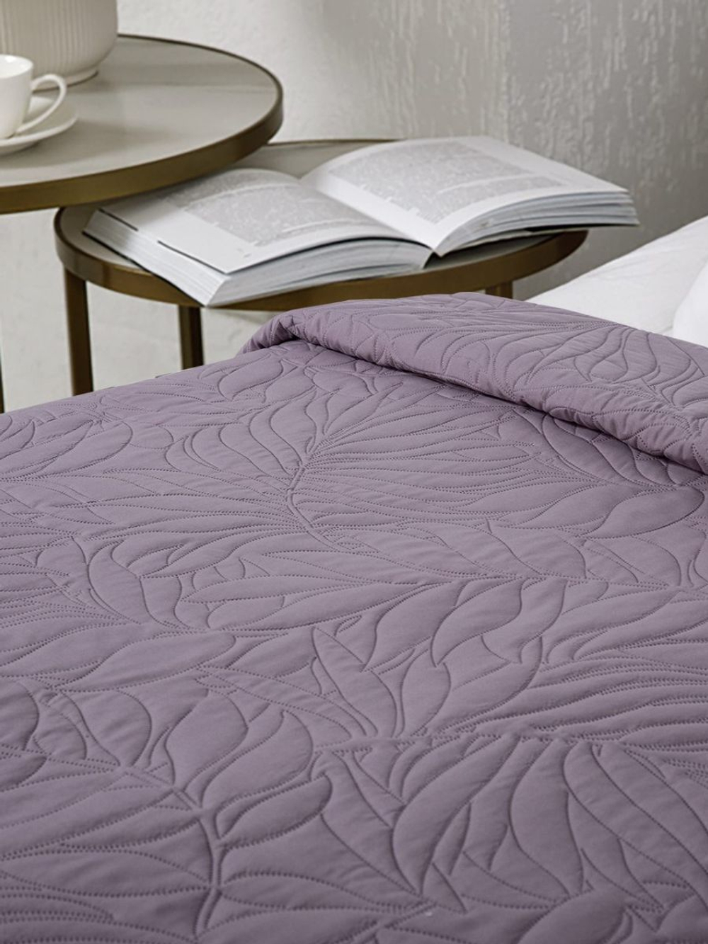 Покрывало на кровать, стеганое, поплин с размерами 215х220