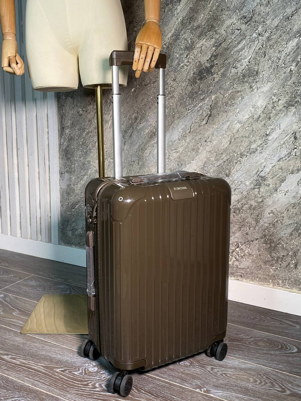 Чемодан Rimowa, арт. 465427777