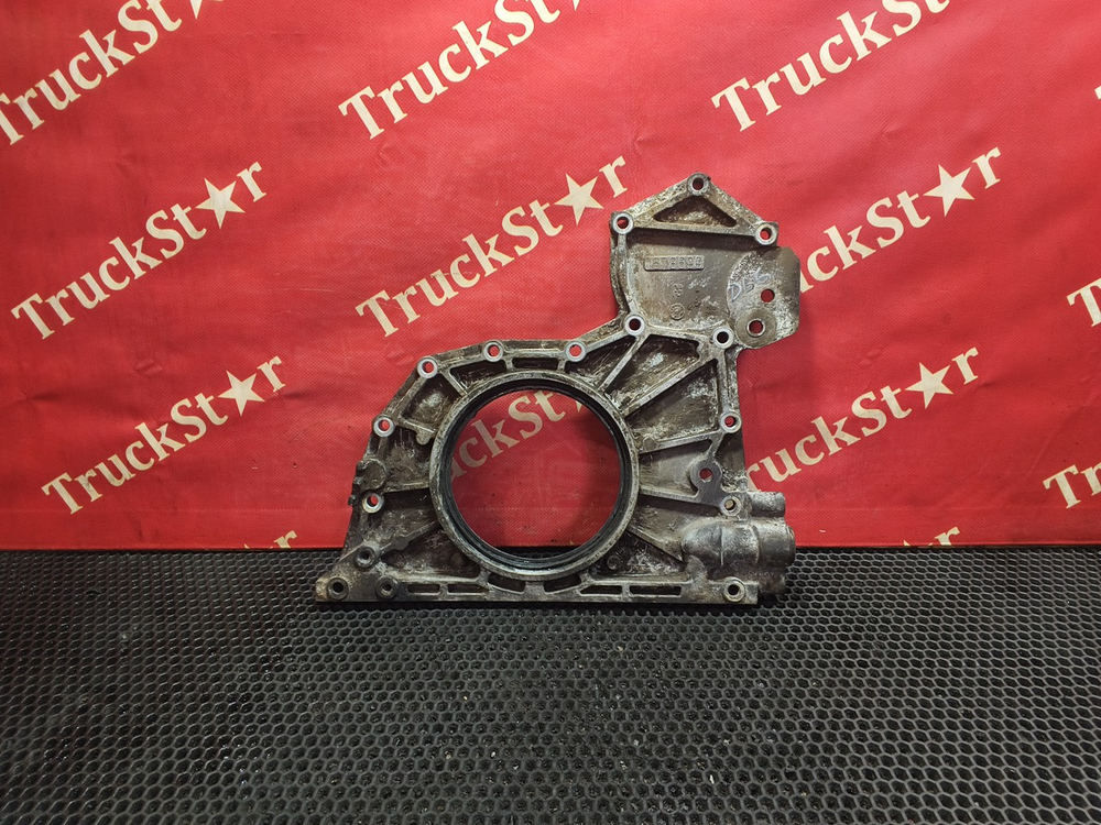 Крышка плиты двигателя