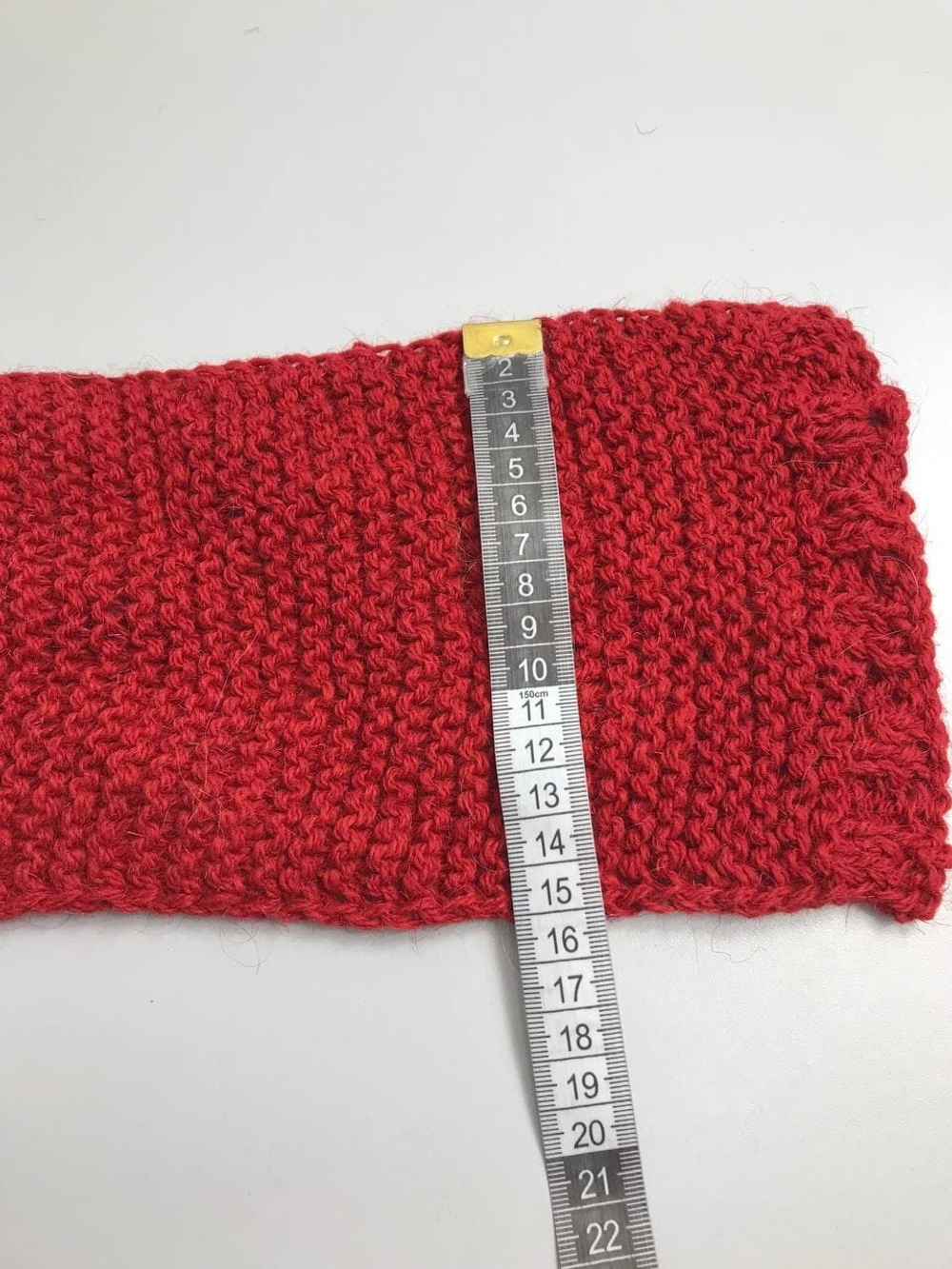 Комплект шапка и шарф с шерстью