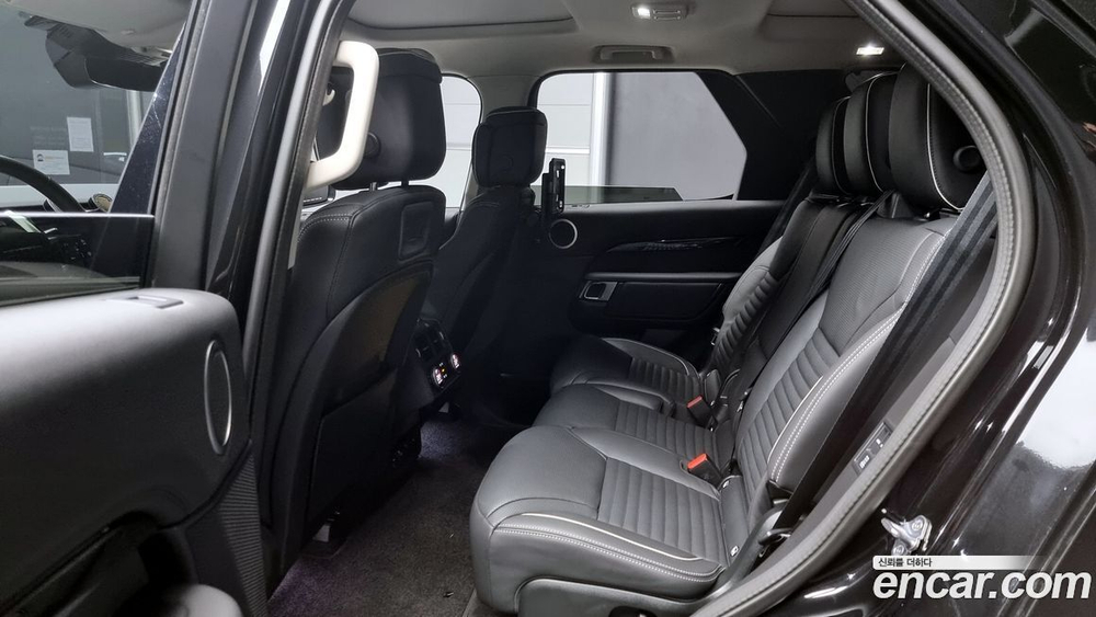 Land Rover Discovery 5 D300 HSE (02.2022)
