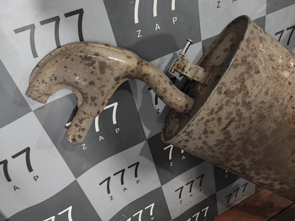 Глушитель Geely Tugella 19-нв Б/У Оригинал 2061031500