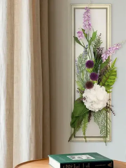 Искусственные цветы для декора стен