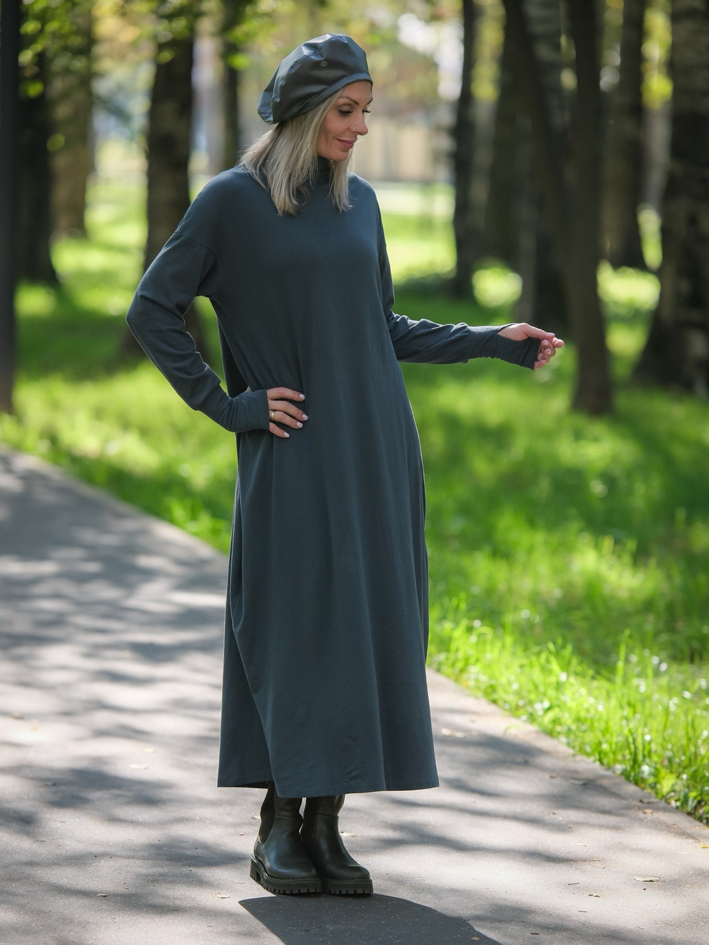 Платье / графит