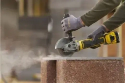 STANLEY SBG700-A9 20 В литиевая бесщеточная аккумуляторная угловая шлифовальная машина 125 мм (одинарная)