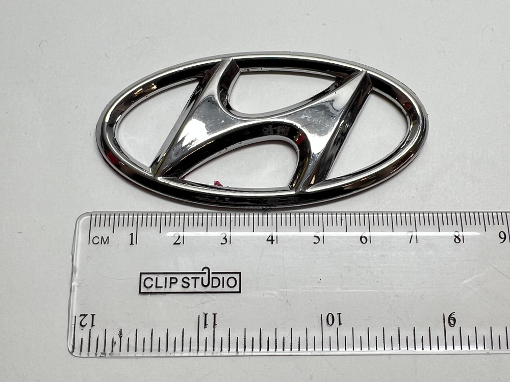 Логотип (шильдик, надпись, эмблема) "Hyundai" 7.5см для крышки багажника / решетки радиатора / капота (1 шт.)