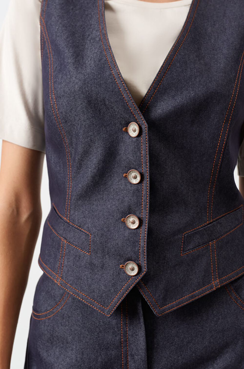 1865 Жилет женский (синий джинс)