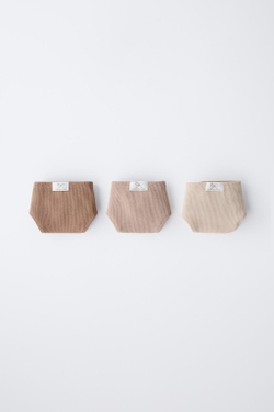 ZARA НАБОР ИЗ ТРЕХ ТРУСОВ В РУБЧИК С НАШИВКОЙ, ТЕЛЕСНО-РОЗОВЫЙ