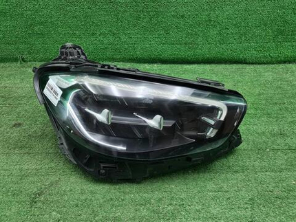 Битая Фара правая Mercedes E W213 (2020-2023) LED