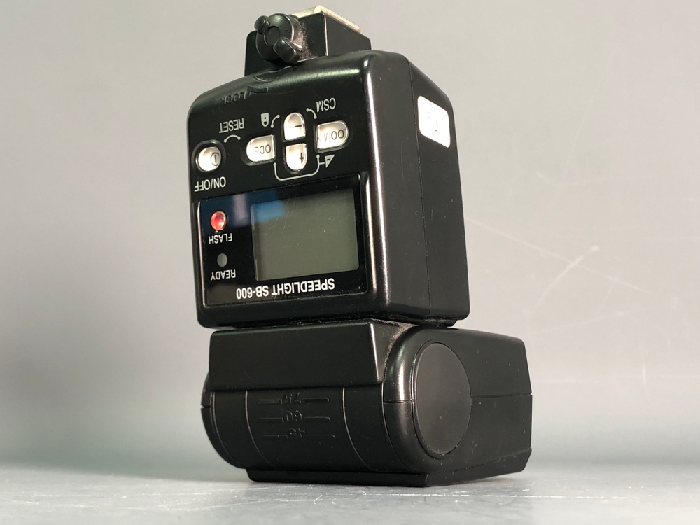 Nikon SB-600
