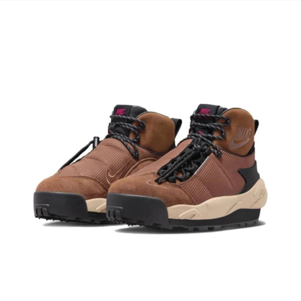 Nike Sacai X Magmascape "Light British Tan"