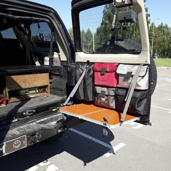 Органайзер на задние двери Nissan Patrol Y61 "Карелия" без стола