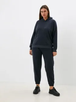 Костюм спортивный