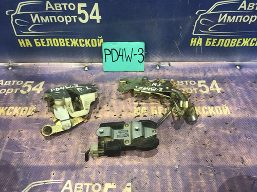 Замок двери задней левой MITSUBISHI DELICA 1994-1997