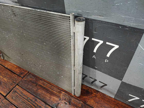 Радиатор кондиционера Mercedes E W213, C W205 БУ Оригинал A0995000454