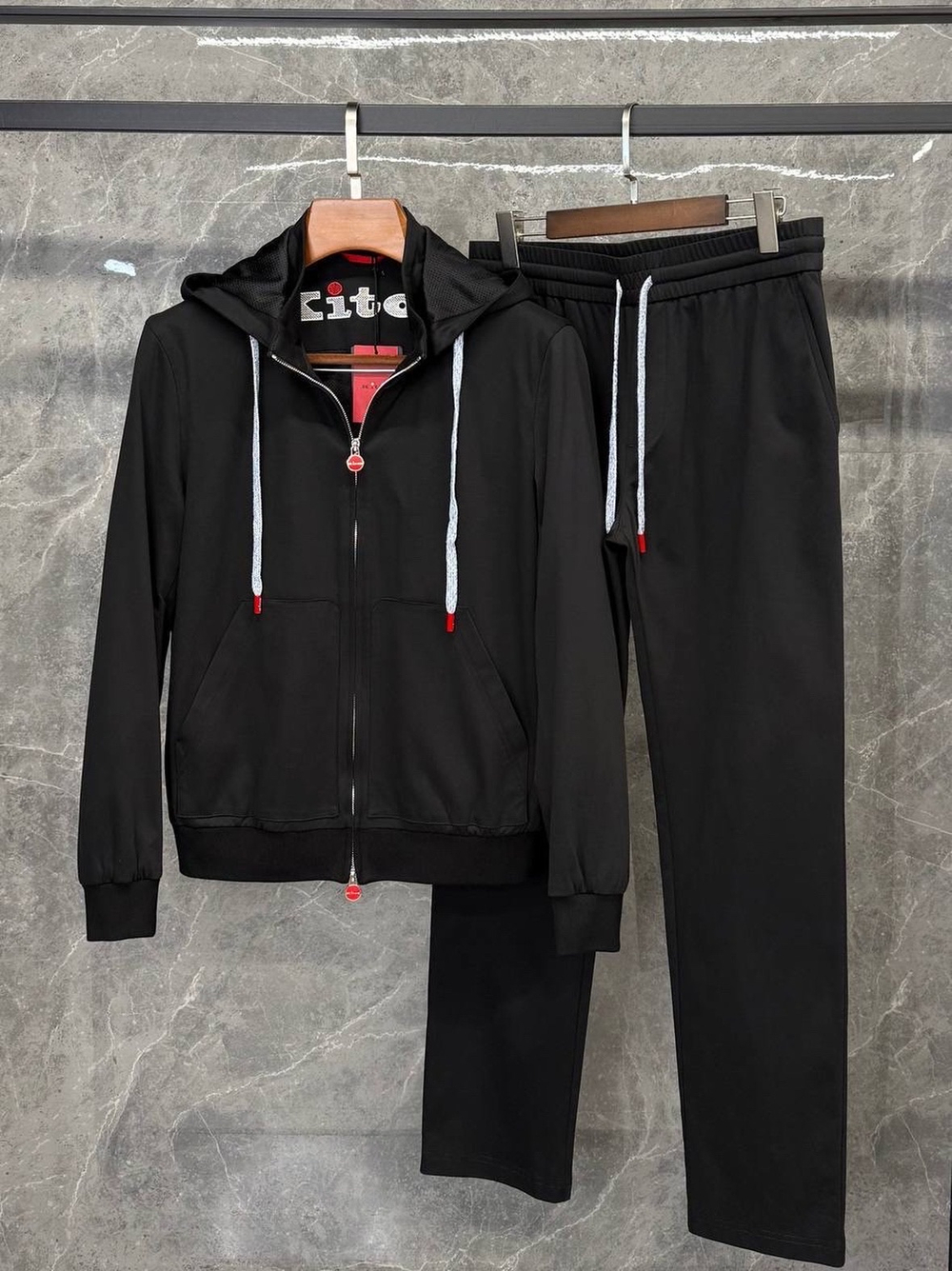 Спортивный костюм Kiton