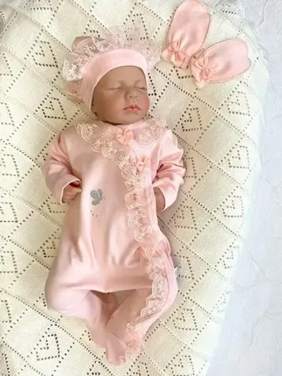 Комбинезон на выписку для девочки