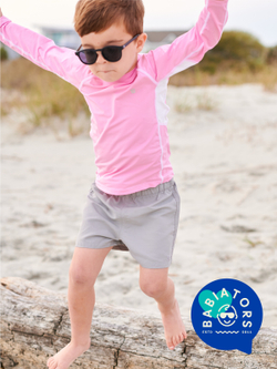 Шорты Babiators с УФ-защитой. Цвет серый