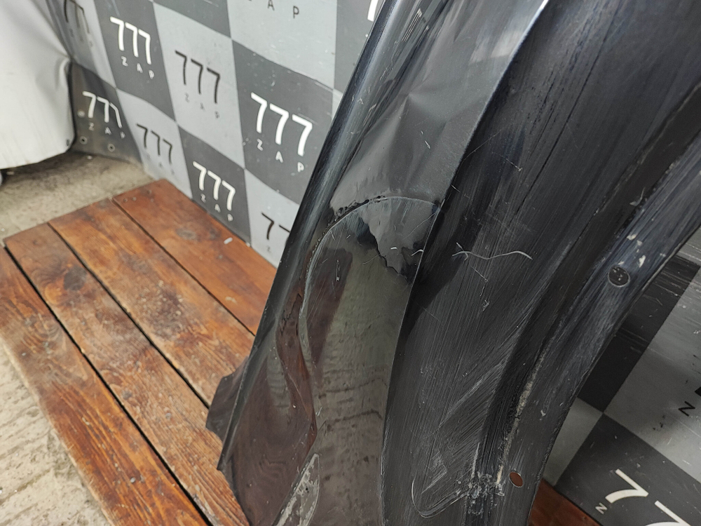 Крыло переднее правое Volkswagen Touareg 3 18-нв Б/У Оригинал 760821106