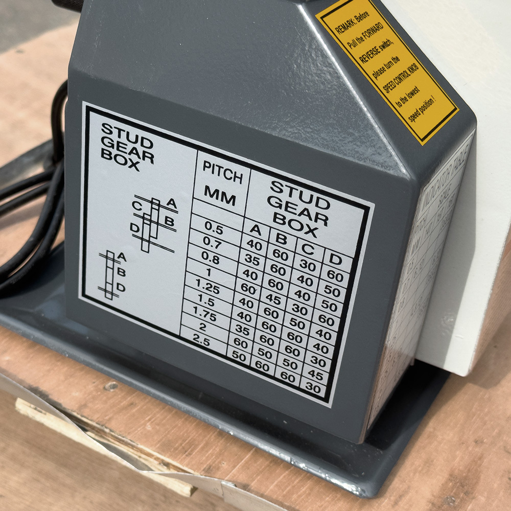 SPV-300 настольный токарный станок