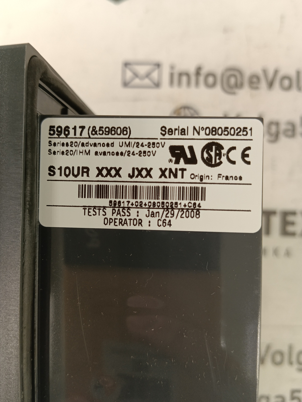 MERLIN GERIN  S1000UDT20R новое