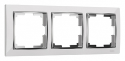Рамка на 3 поста Werkel W0031901