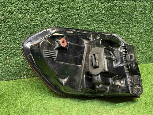 Фонарь правый внешний BMW X3 G01 (2017-2021)