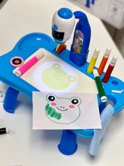 Доска для рисования с проектором, 12 фломастеров в комплекте (201171914)