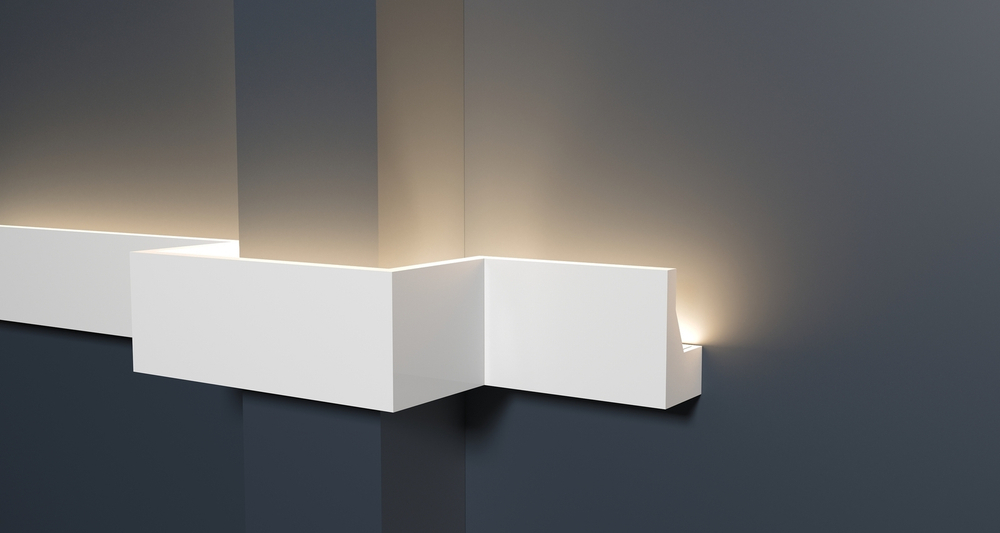 DD616/Молдинг с отражателем (40х25x2000мм)/38