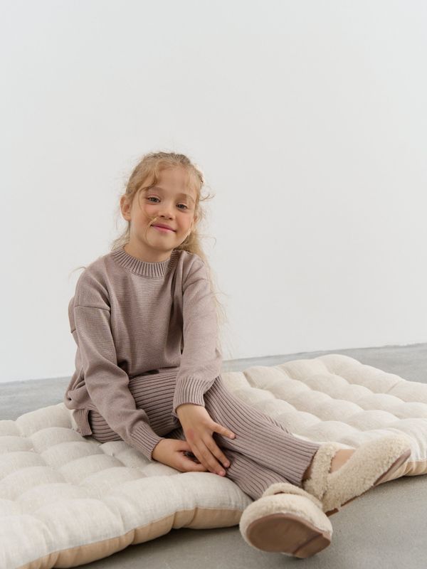 Комплект вязаный 