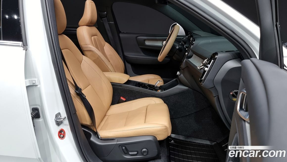 Volvo XC40 B4 Inscription (11.2020)
