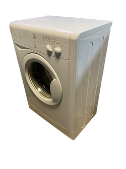 Стиральная машина Indesit WISN 82 б/у