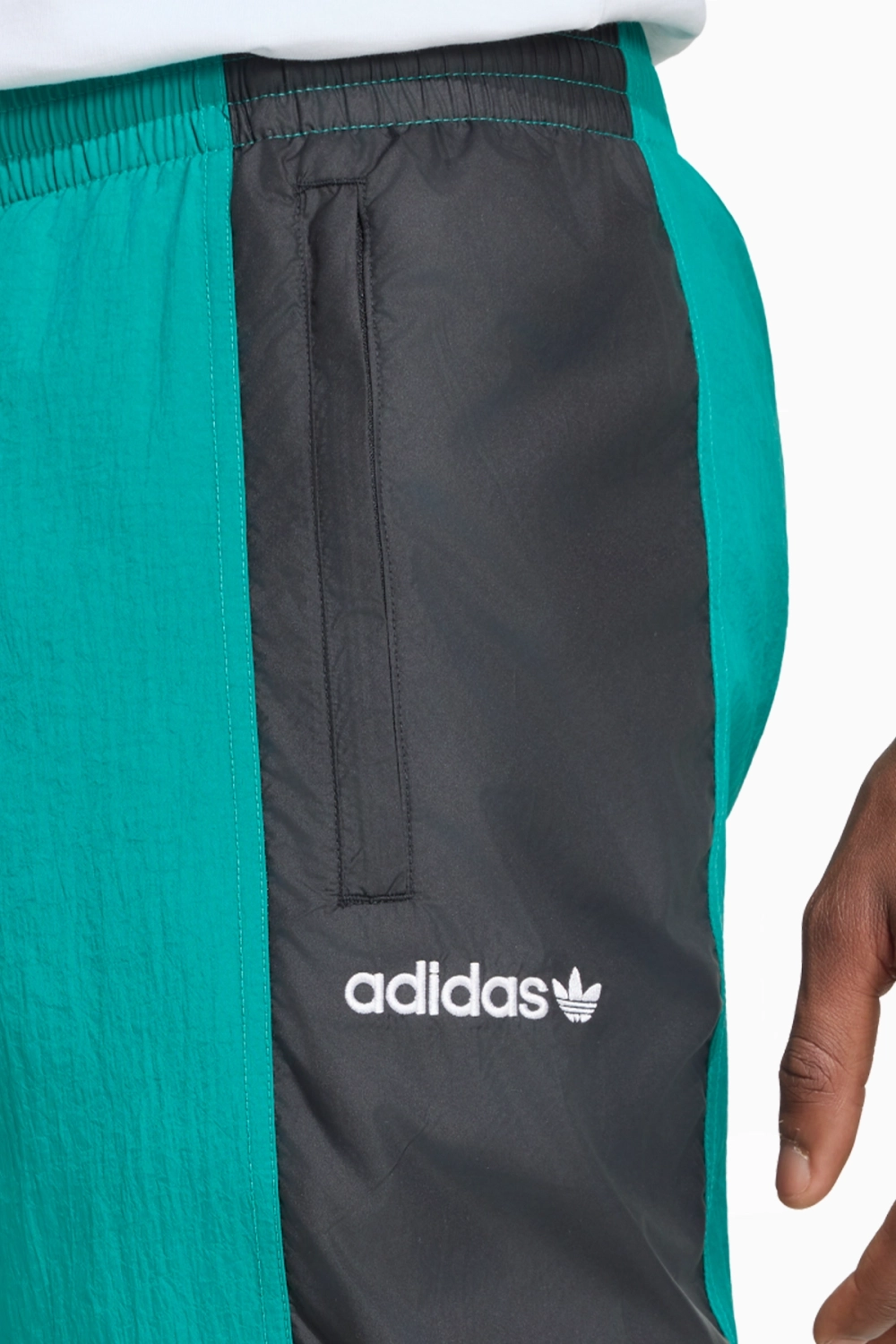 Штаны adidas Originals Germany EQT Track - зеленый