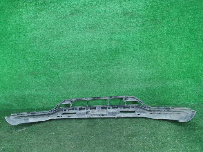 Юбка переднего бампера Mercedes GLC X253 19-22 AMG