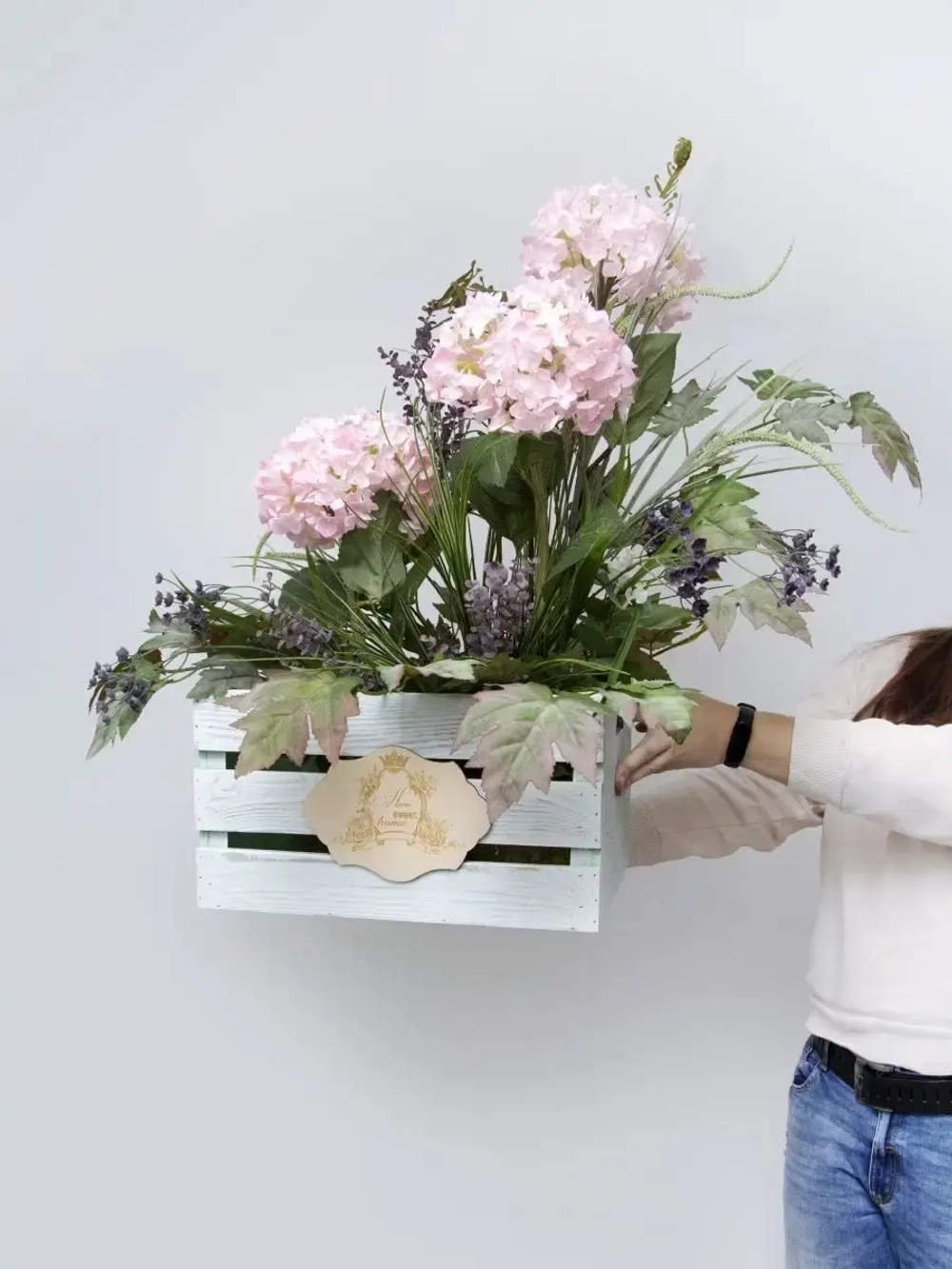 Композиция в ящике "Гортензия"