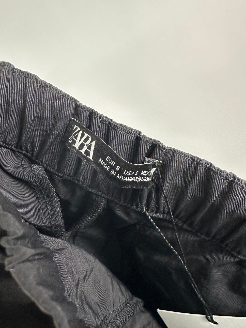Брюки Zara