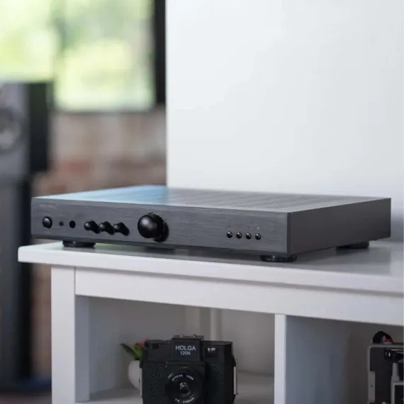 Rotel A8 Black