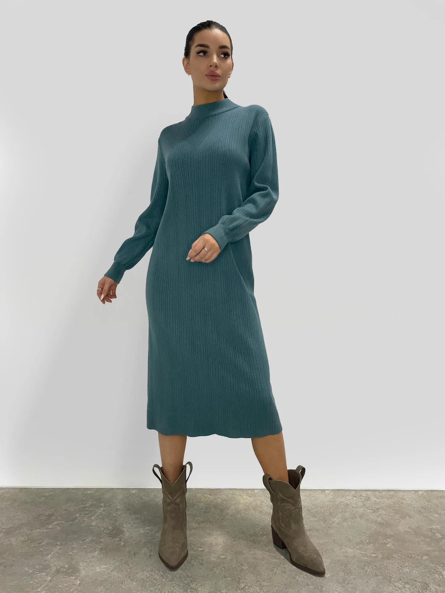 Платье трикотажное 822 однотонное удлиненное крупная лапша\Бирюзовый Nadya