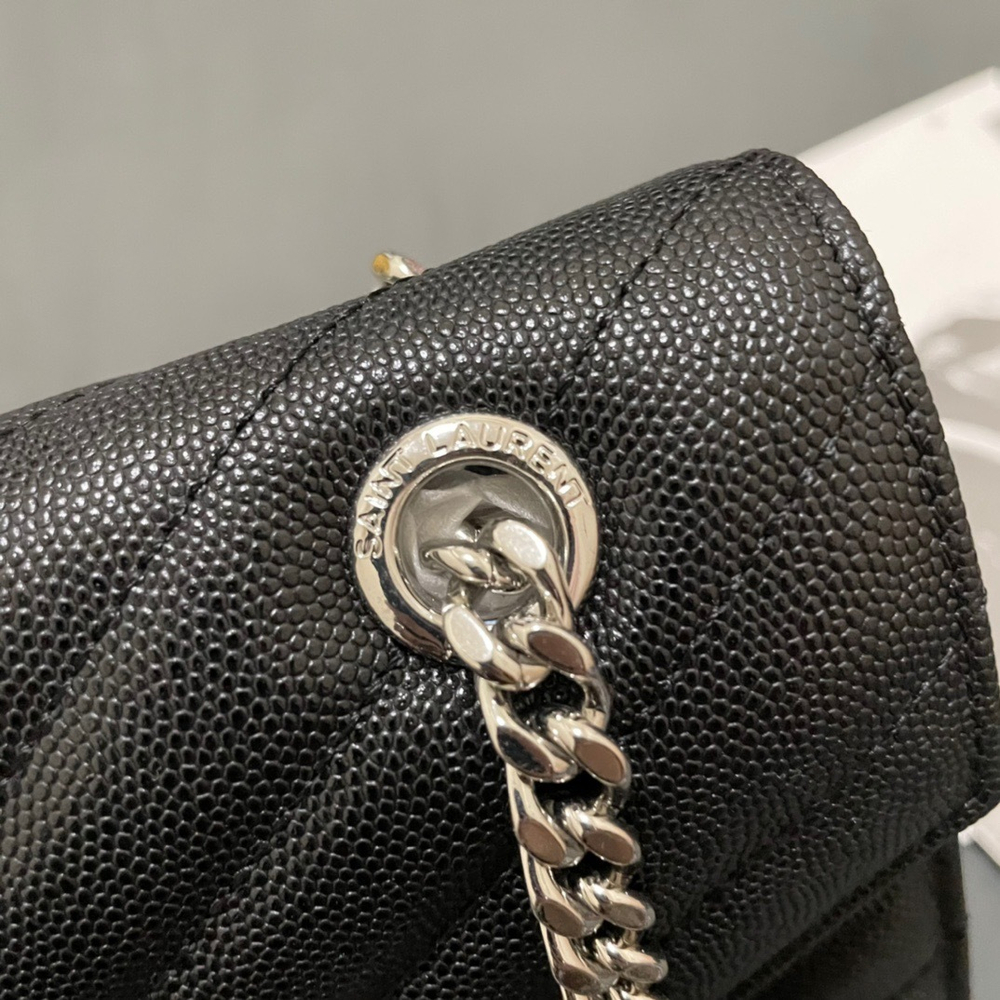 Saint Laurent Envelope Bag 31 cm