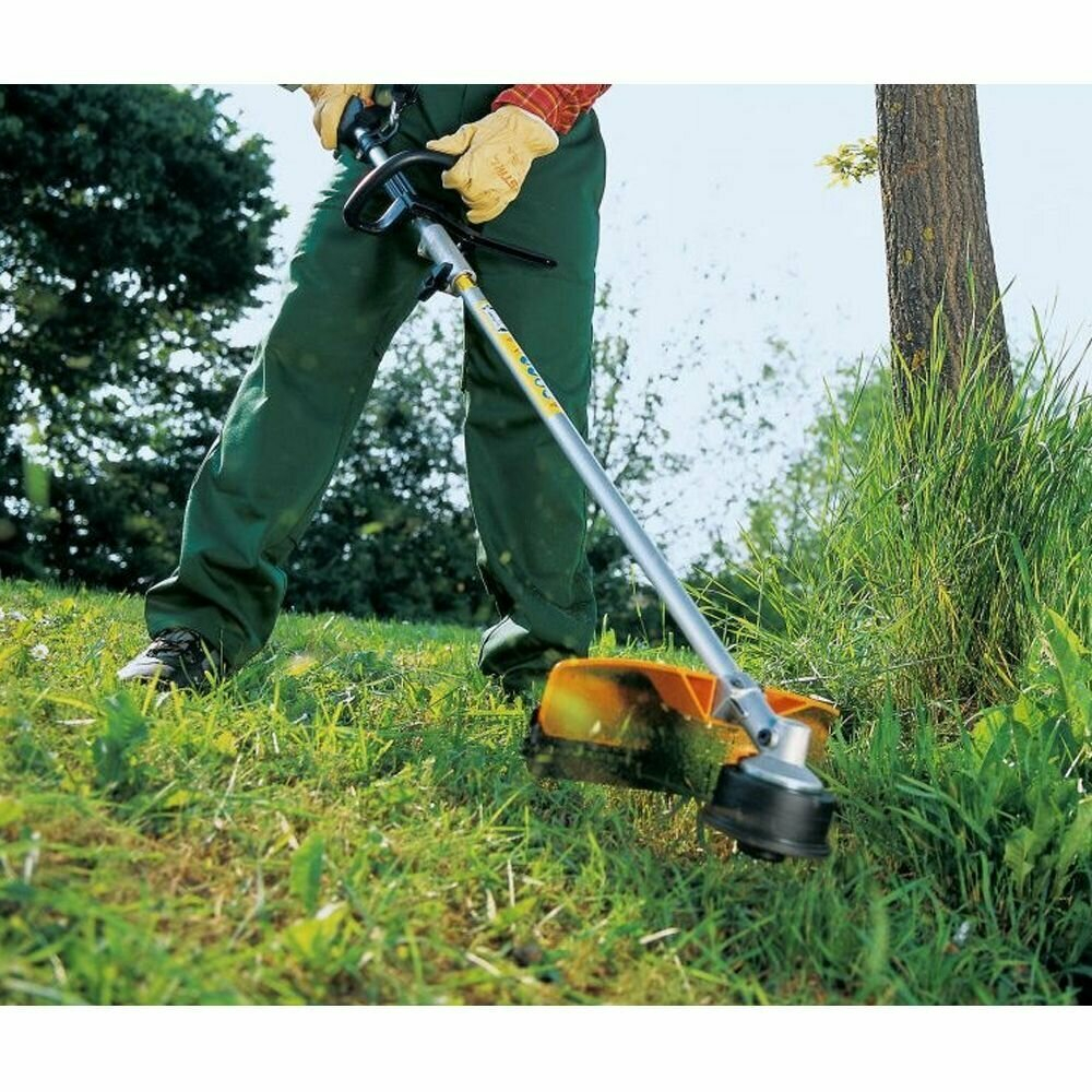 Триммер STIHL FS55 бензиновый, ширина скашивания 55см, полная комплектация с катушкой и ножом ОРИГИНАЛ