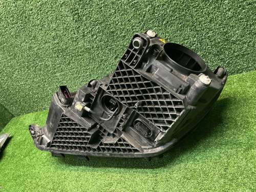 Фара правая VW Tiguan 1 (2011-2018) ксенон