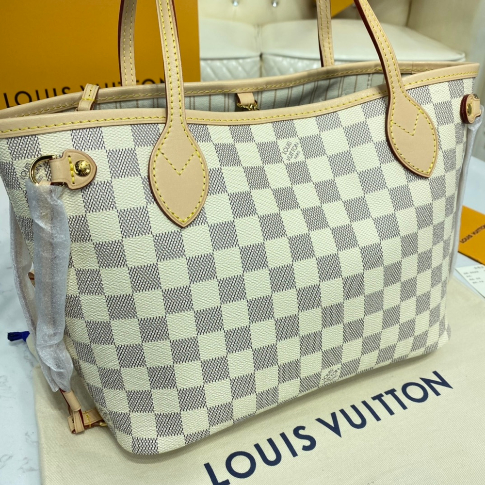 Louis Vuitton Neverfull PM