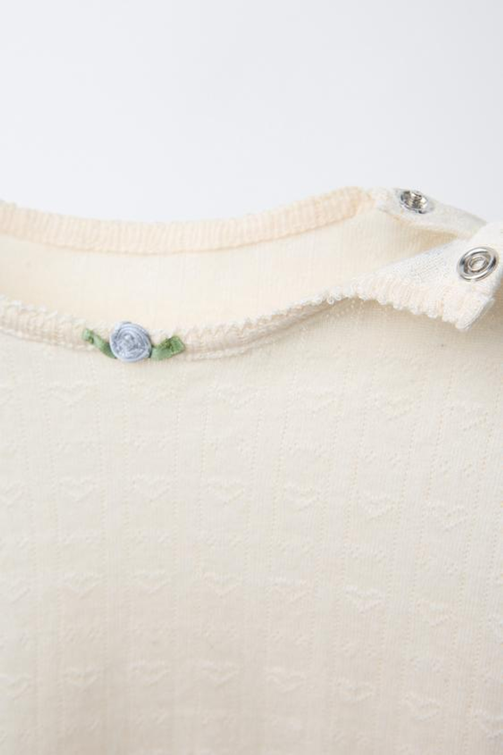 ZARA ЛОНГСЛИВ С АЖУРНЫМ УЗОРОМ «СЕРДЦА», ЭКРЮ