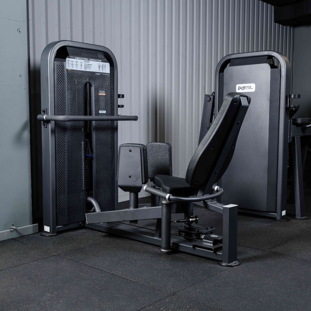 U3021D Сведение/Разведение ног сидя. Стек 95 кг