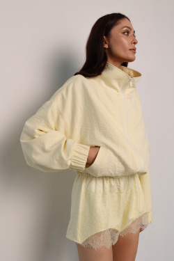 Комплект бельевой с кружевом лимонный